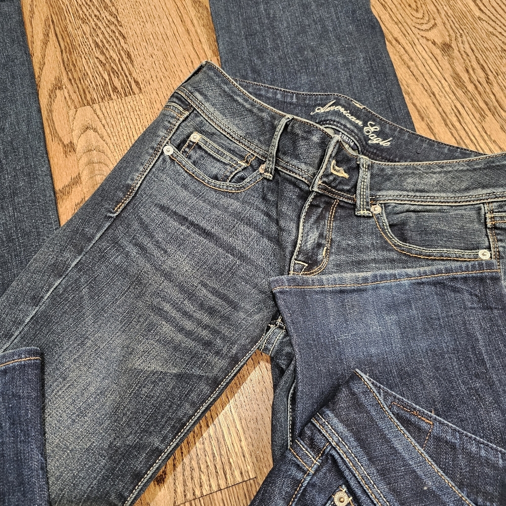 2 Pairs of American Eagle Slim Boot Stretch jeans - Picture 3 of 7